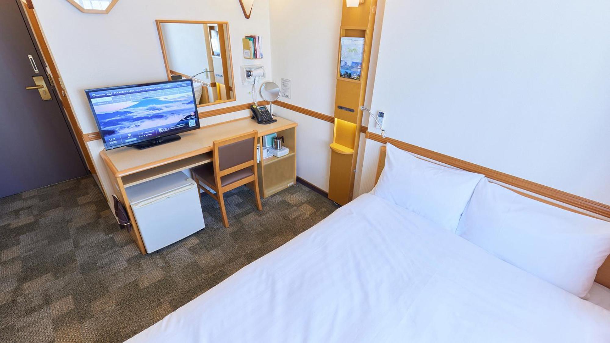 Toyoko Inn Shin-Osaka Chuo-Guchi Shinkan Номер фото