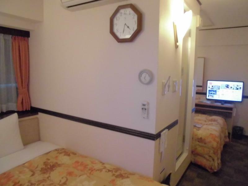 Toyoko Inn Shin-Osaka Chuo-Guchi Shinkan Екстер'єр фото