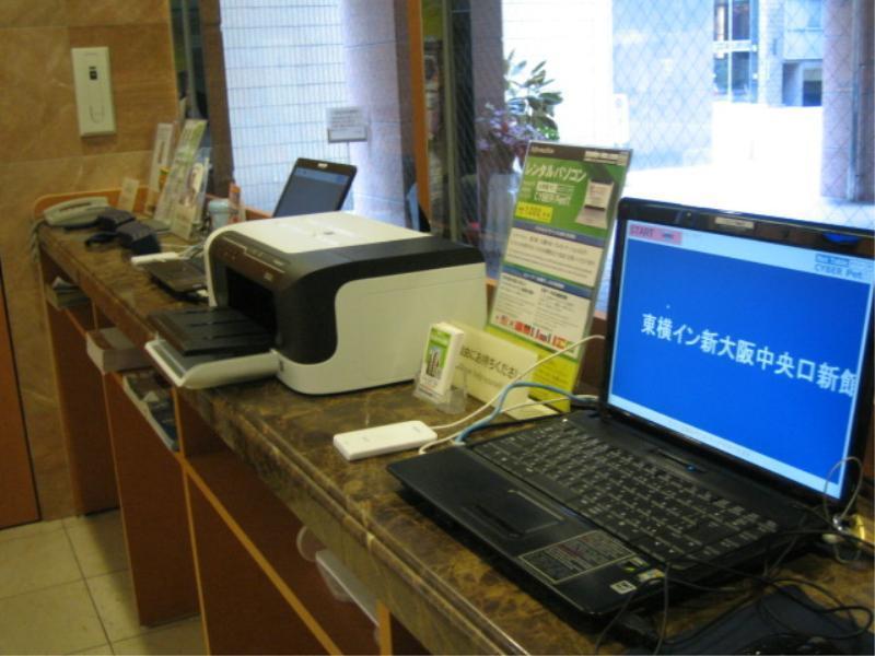 Toyoko Inn Shin-Osaka Chuo-Guchi Shinkan Екстер'єр фото