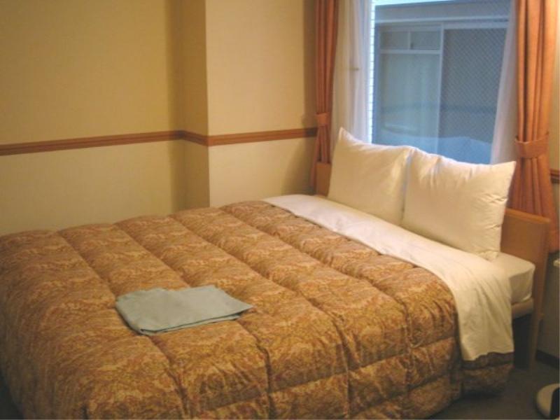 Toyoko Inn Shin-Osaka Chuo-Guchi Shinkan Екстер'єр фото