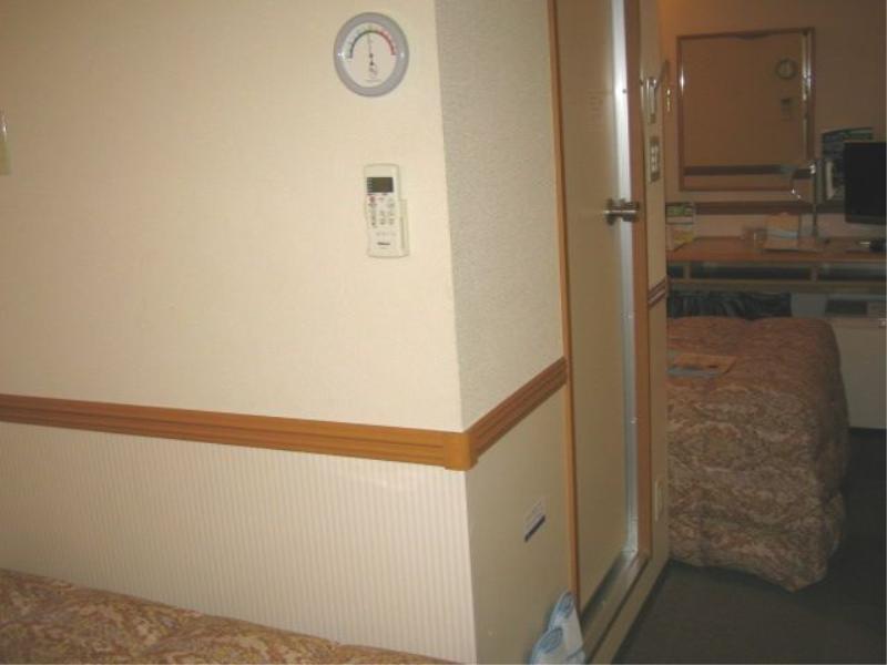 Toyoko Inn Shin-Osaka Chuo-Guchi Shinkan Екстер'єр фото